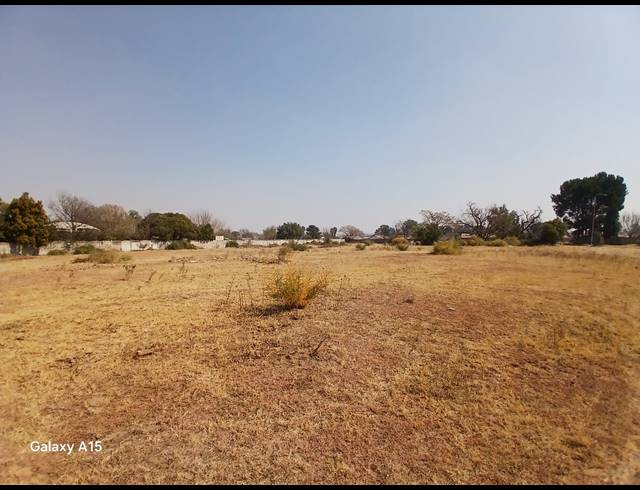 19,757M² VACANT LAND FOR SALE IN RIVERSDALE